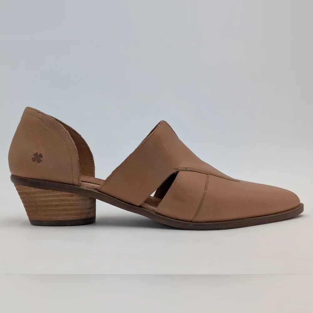 Lucky Brand Minnsy Sz US 9.5W / EU41 Leather Women Tan Slip-On Almond Toe Loafer